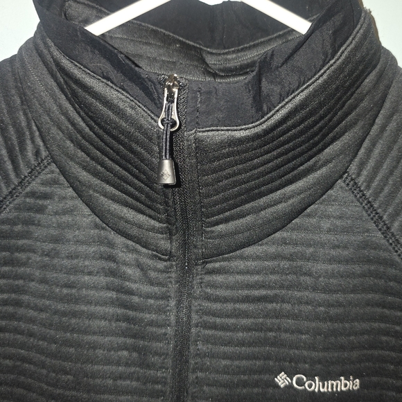 Columbia Women's Charcoal Quarter-Zip Omni Wick Sweatshirt - Picture 4 of 7